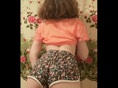 ❤️ La joven sexy hace un striptease grabando sus calzoncillos en la cámara ️❌ Video de porno de calidad en es.xxxdesichudai.ru ❌️